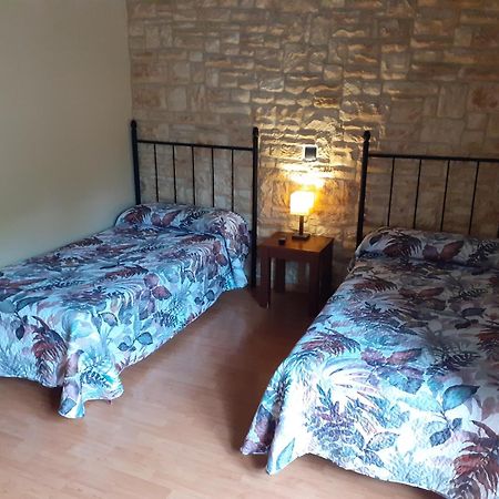 Hostal Del Senglar Espluga de Francolí Exteriör bild