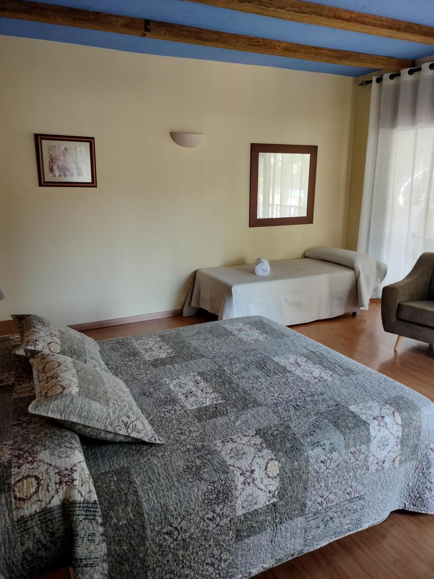 Hostal Del Senglar Espluga de Francolí Exteriör bild