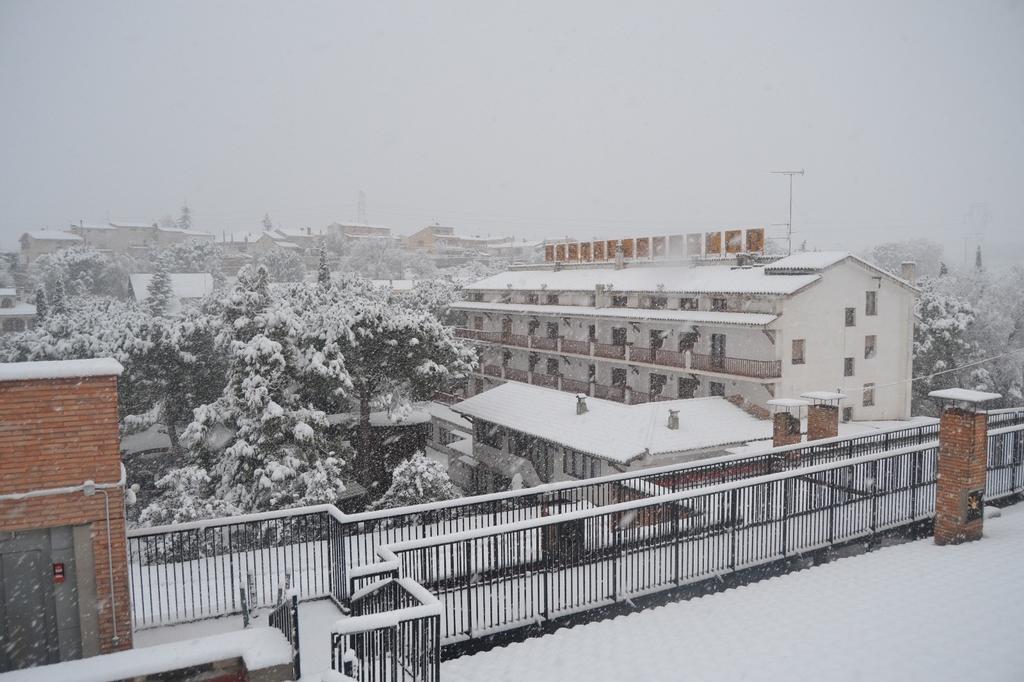 Hostal Del Senglar Espluga de Francolí Exteriör bild