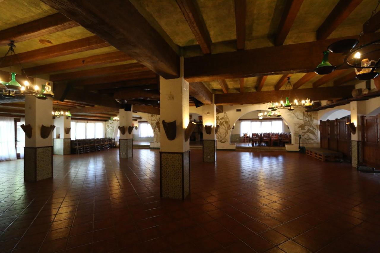 Hostal Del Senglar Espluga de Francolí Exteriör bild